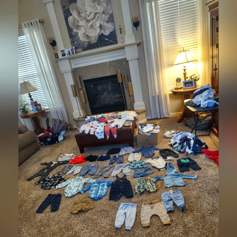Big bundle of baby boy clothes euc